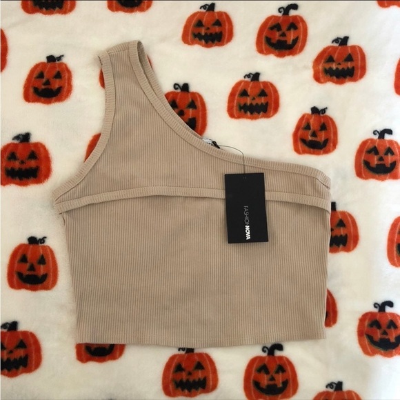 Fashion Nova One Shoulder Crop Top - Picture 2 of 4